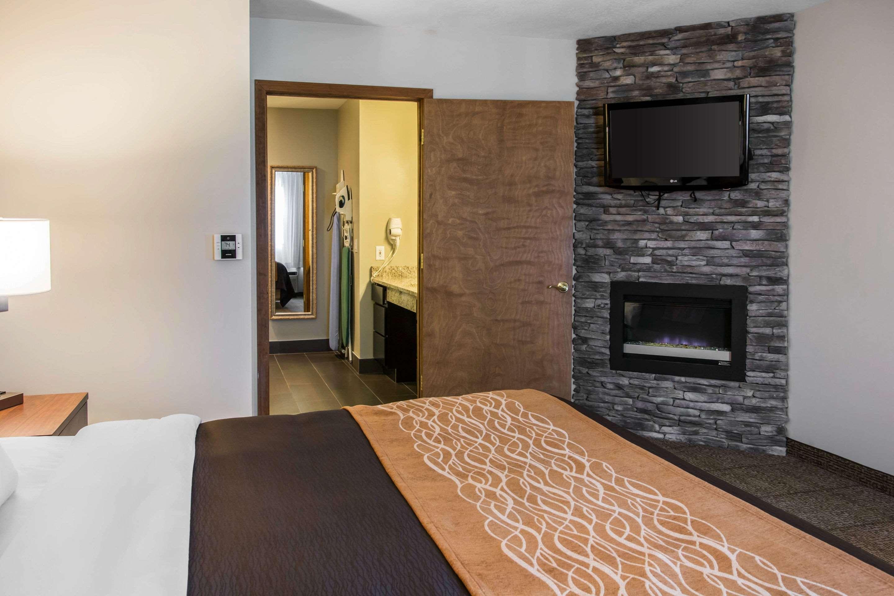 Comfort Inn Ludington Near Us-10 Exteriör bild